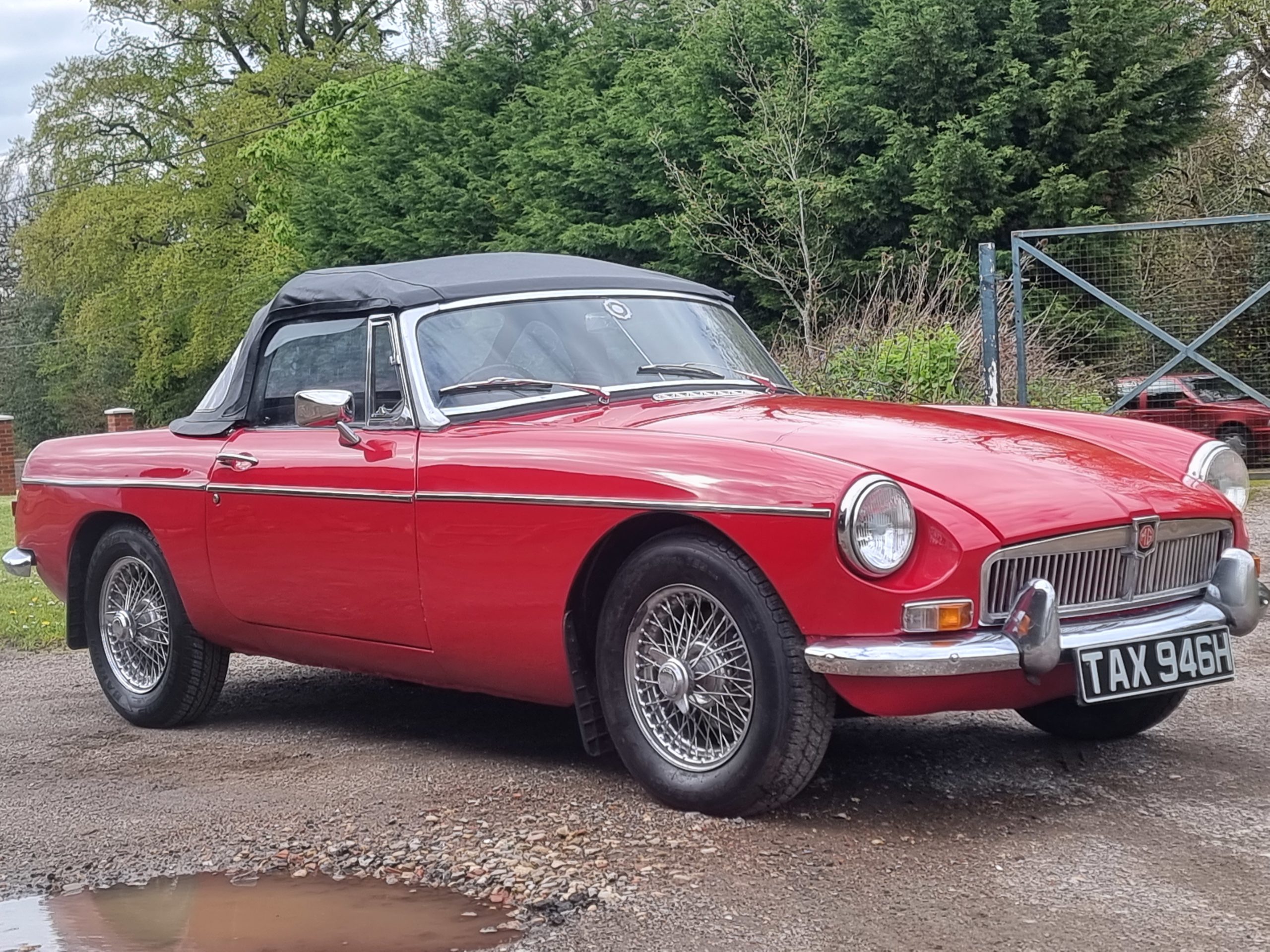 MG B Roadster, 1969, Tartan Red | Croydon Classics